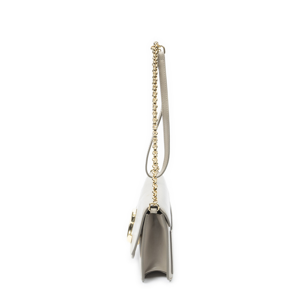 Chloé C Chain Clutch - Picture 3 of 10